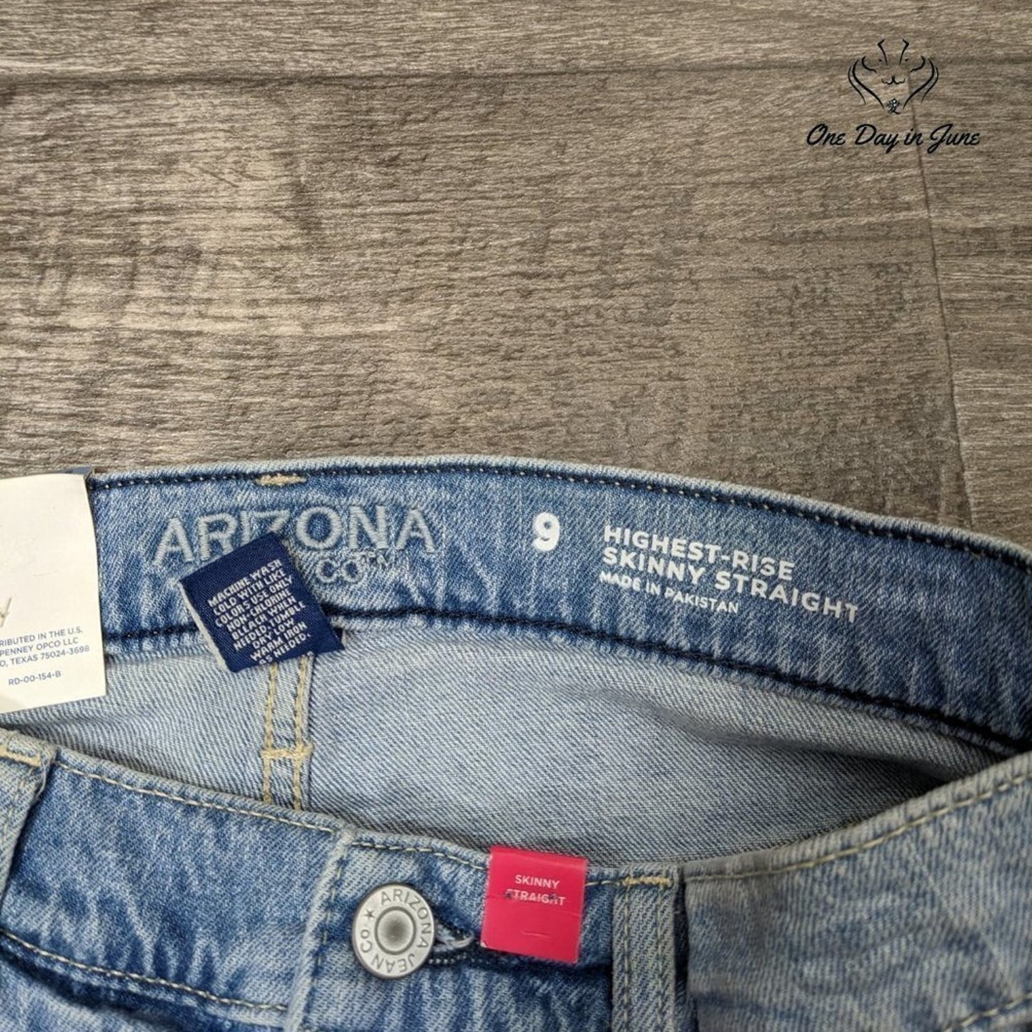 Arizona Jean Co. Juniors Highest Rise Skinny Straight Jeans Size 9