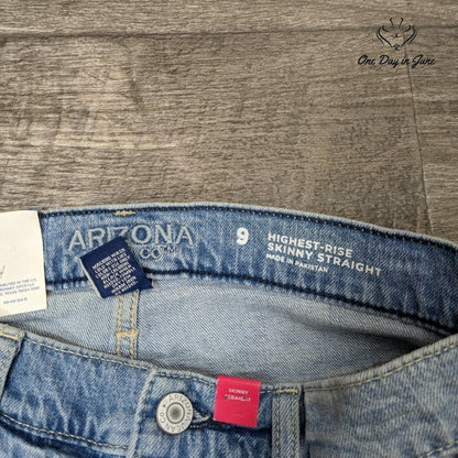 Arizona Jean Co. Juniors Highest Rise Skinny Straight Jeans Size 9