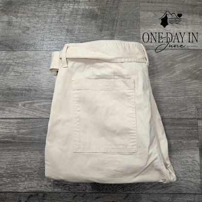 Banana Republic Belted Cropped Cargo Pants Ivory Cream NWT Size 16