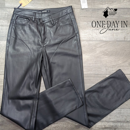Buffalo David Bitton Faux Leather High Rise Straight Leg Pants NWT Size 2 (26)