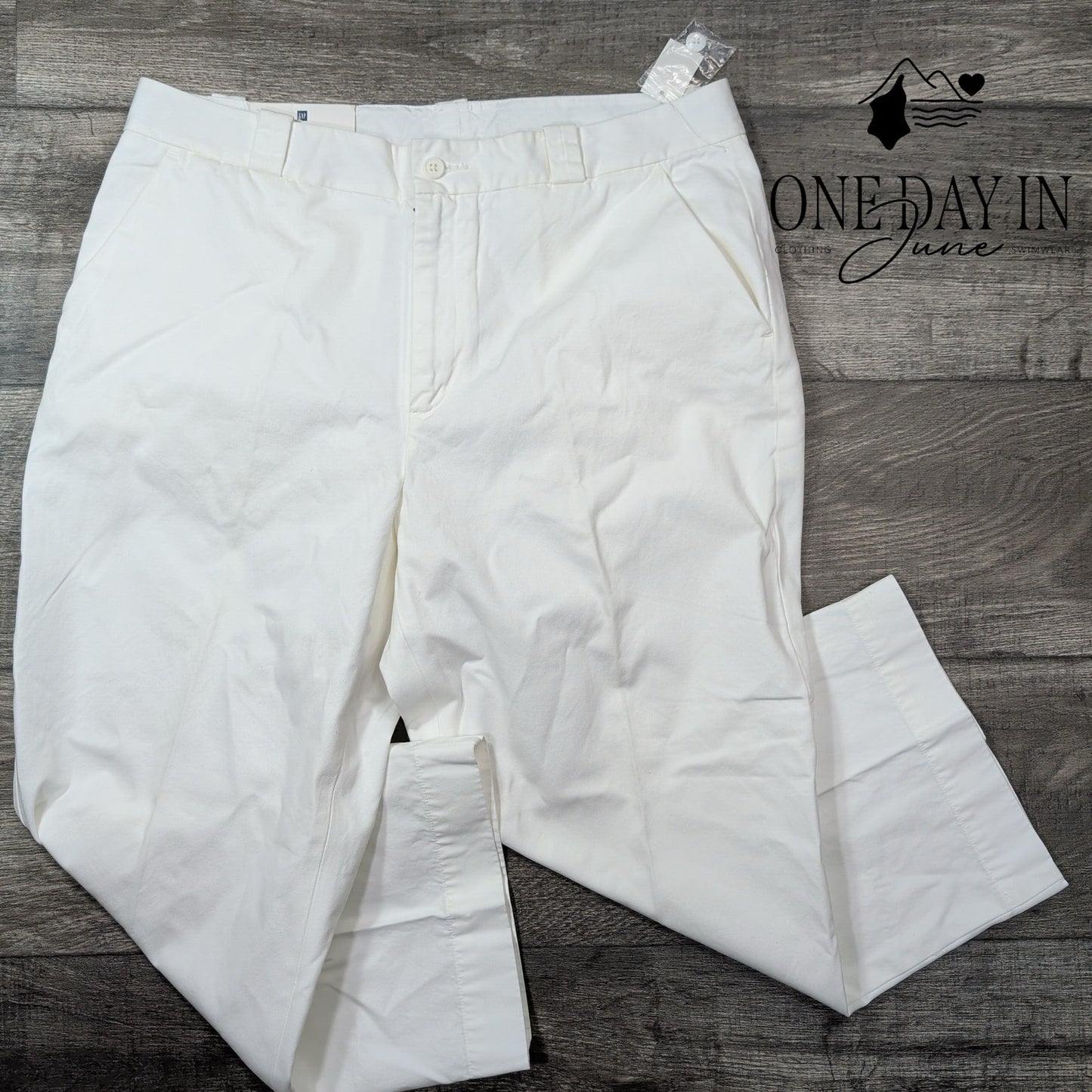 Gap Classic Fit Capri Pants Size 14