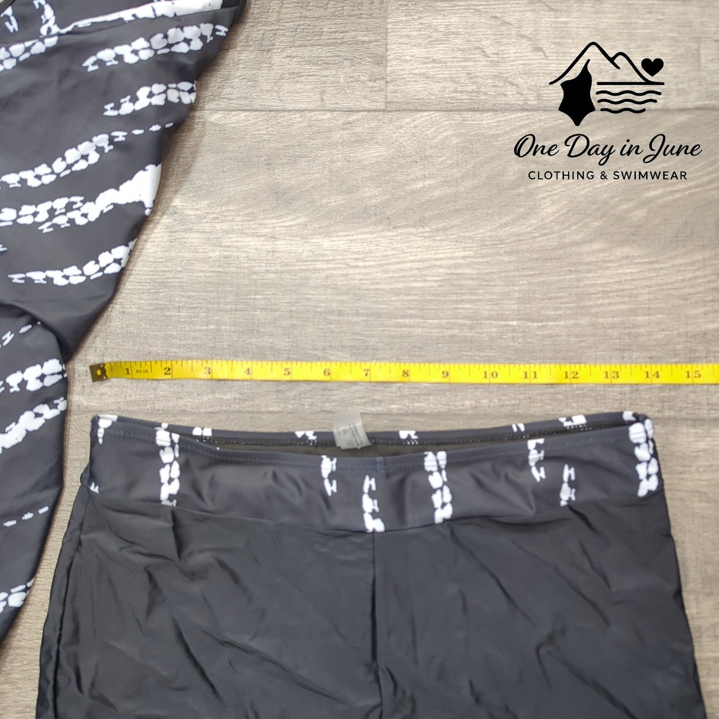 Charmleaks Boyshort Tankini Swimsuit Size L