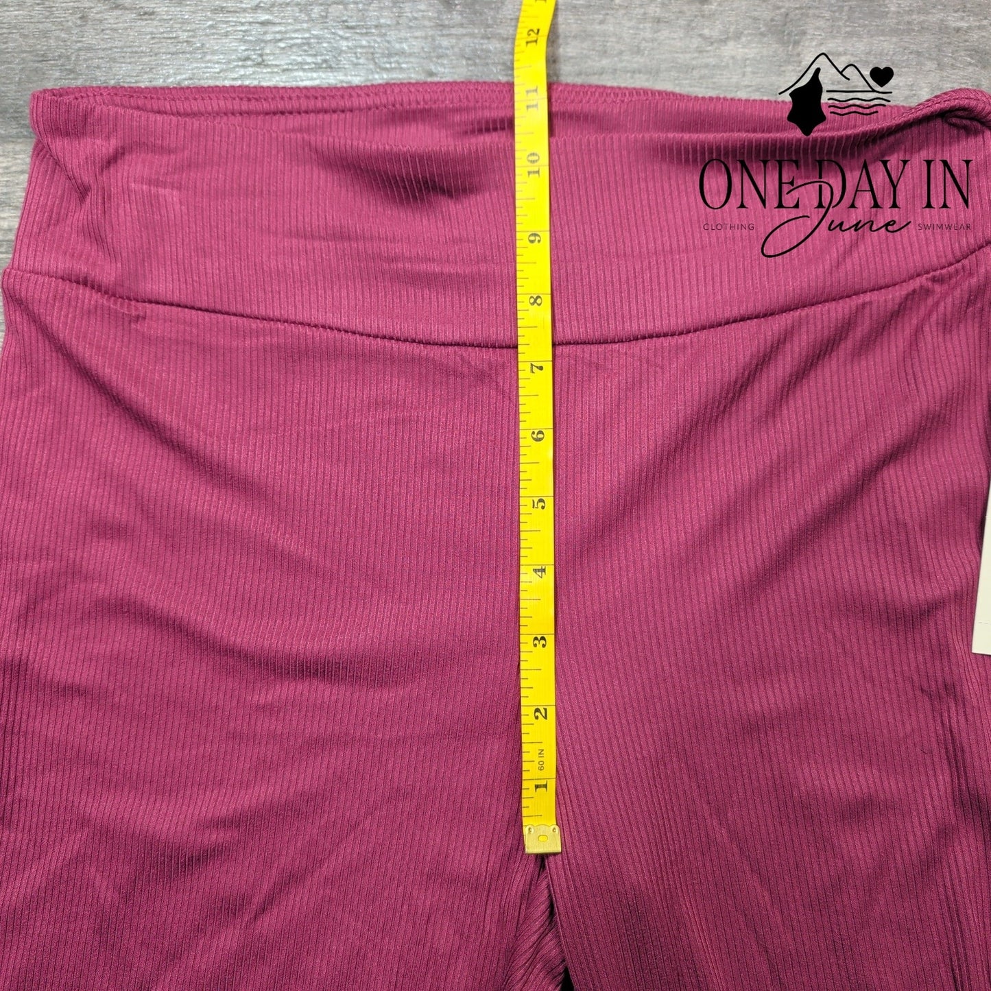 No Boundaries Ribbed Flare Leg Pants Size L
