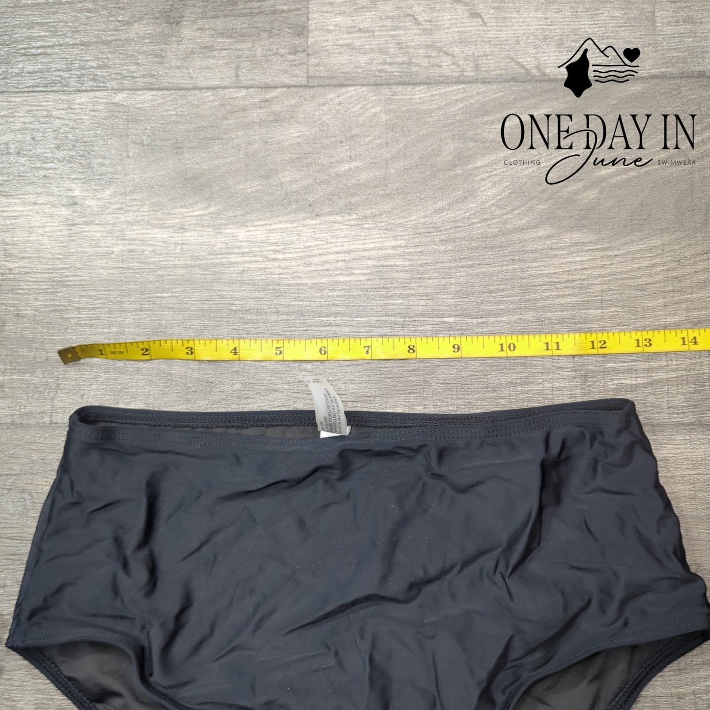 Yonique Blouson Tankini Swimsuit Size M