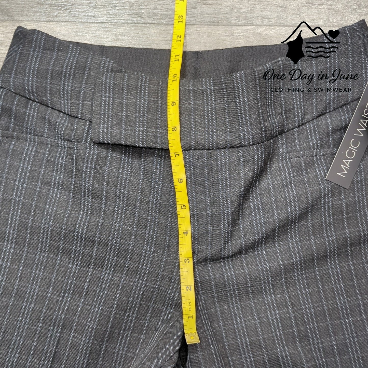 Alyx Limited Magic Waist Straight Leg Pants Size 4