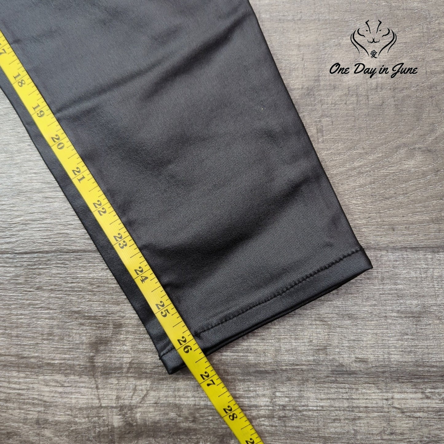 Social Standard Faux Leather Ankle Skinny Pants Size 16