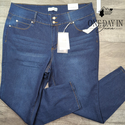 Tahari Plus Size Charlotte Double Button Skinny Jeans Size 20W