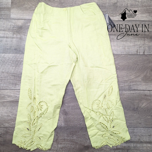 Larry Levine Embroidered Linen Crop Pants Green Floral Cutout NWT Size 6