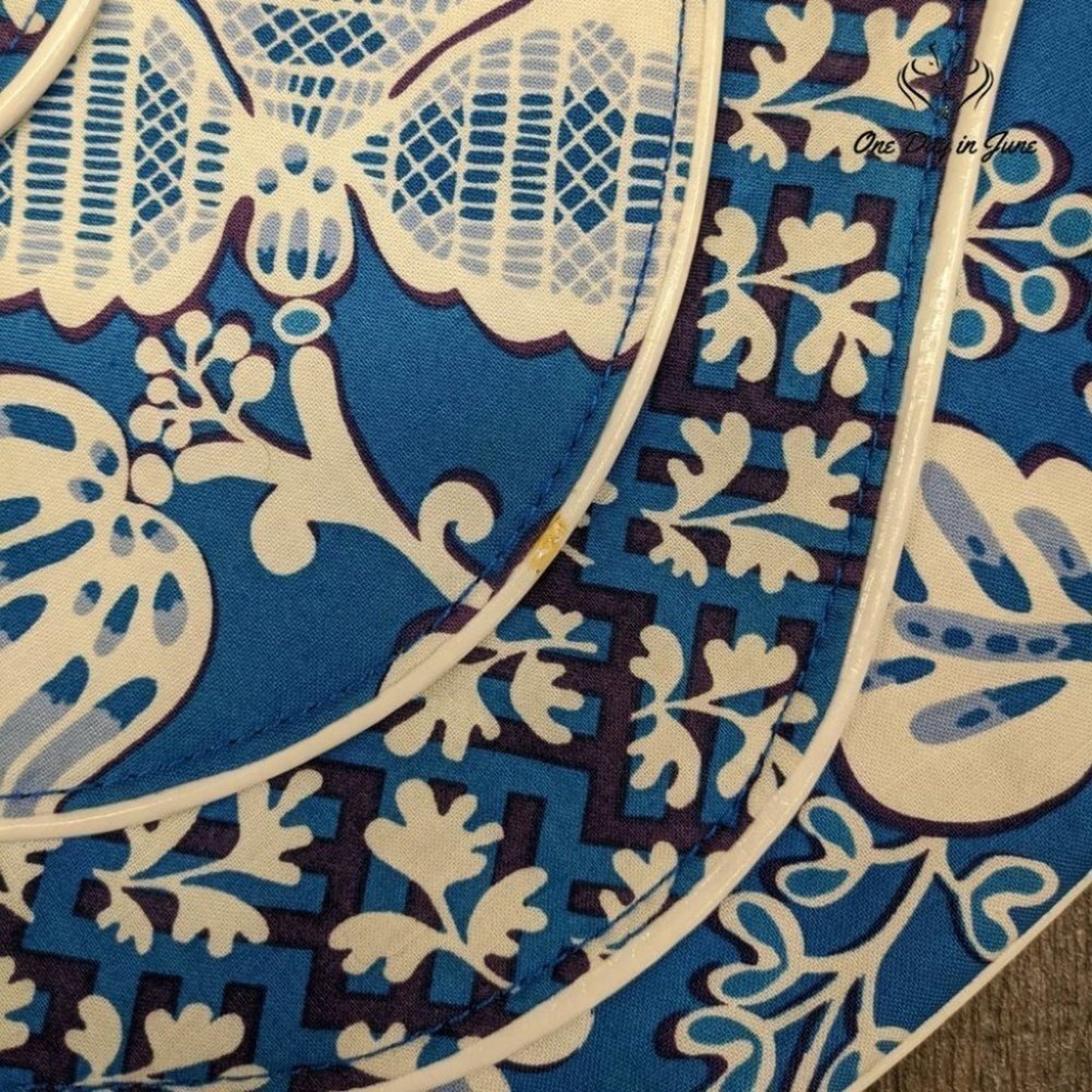 Vera Bradley Flat Tote Back