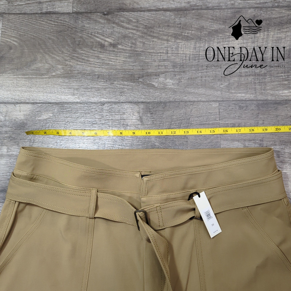 Banana Republic High Waisted Belted Crop Pants Tan Khaki NWT $120 Size 20