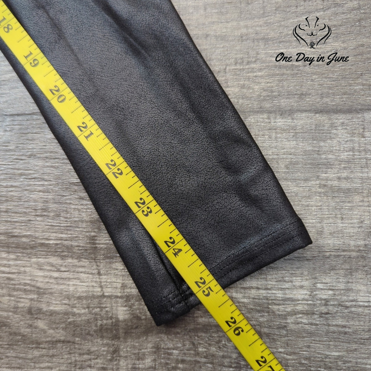 Spanx Faux Leather Mid Rise Ankle Leggings Black Size S