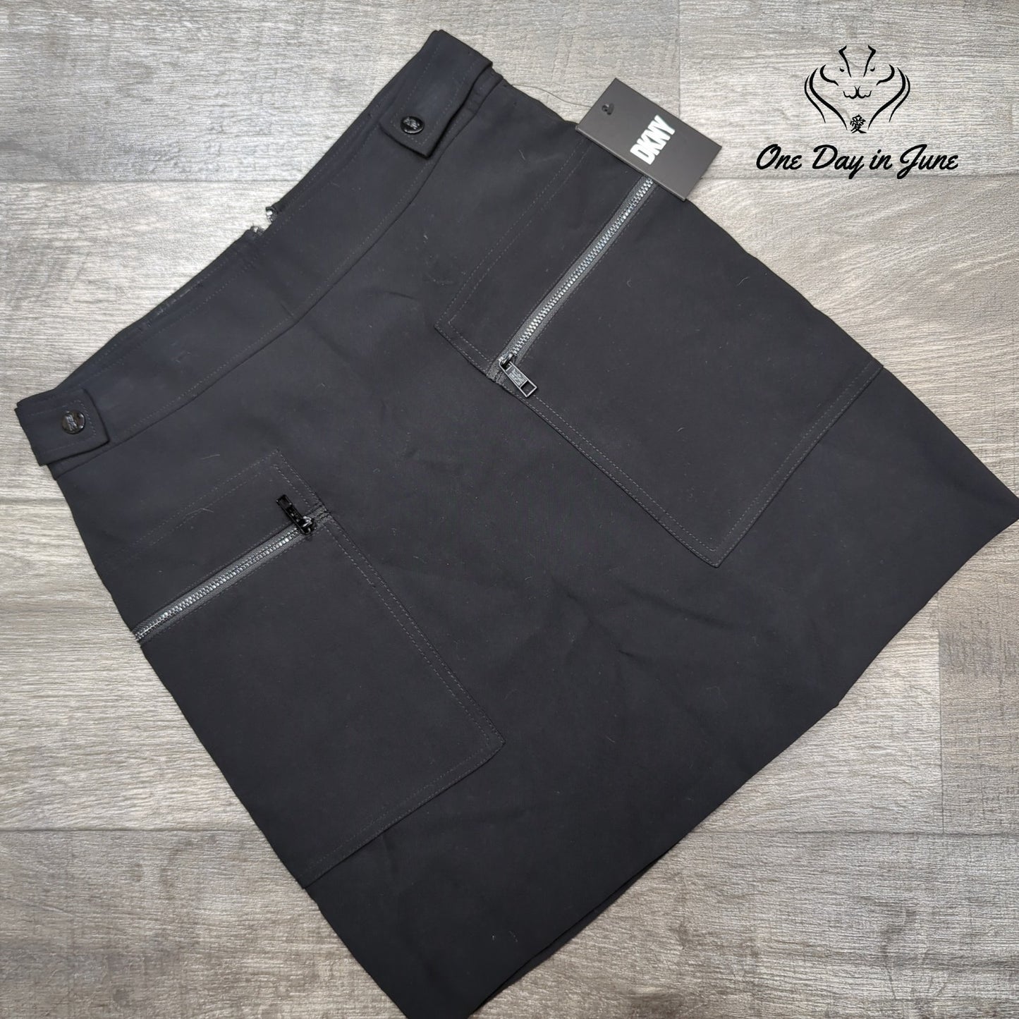 DKNY Mini Skirt Size 2
