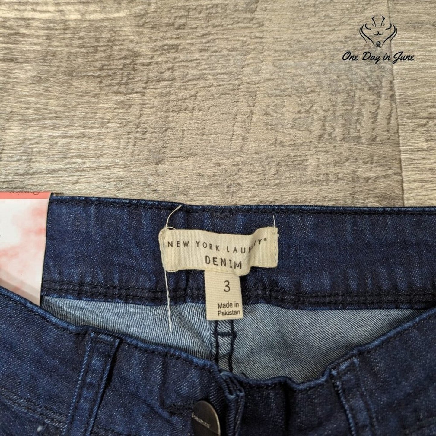 New York Laundry Cropped Jeans Juniors Dark Wash Denim Capri NWT Size 3