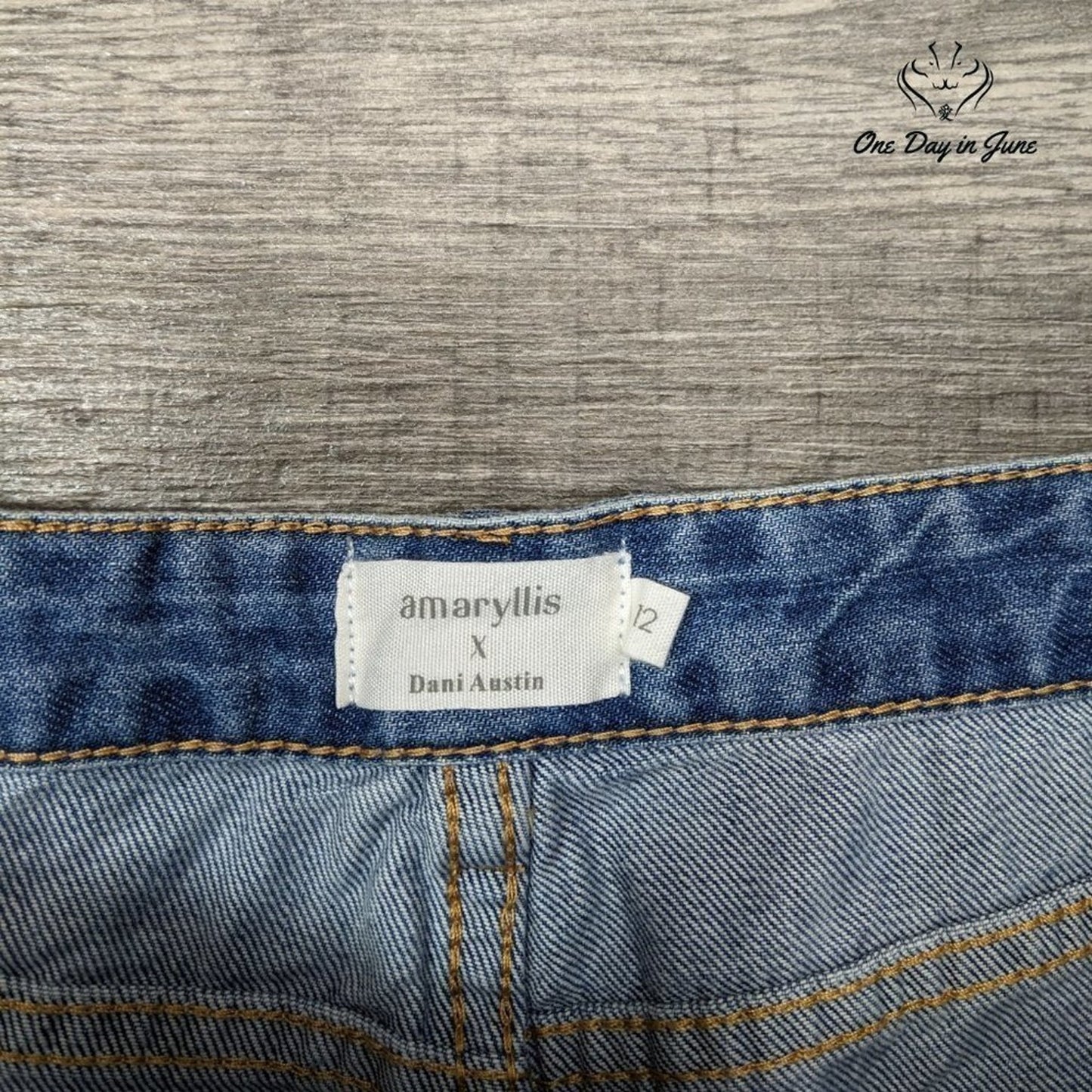 Amaryllis Distressed Denim Mini Shorts Size 12