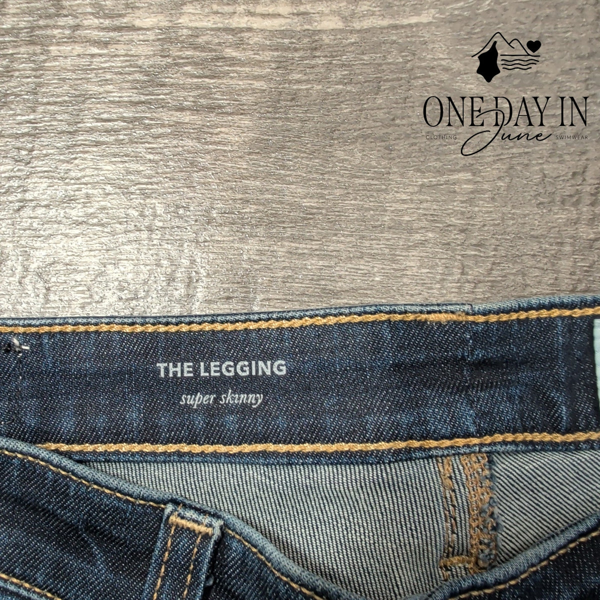 AG Adriano Goldschmied The Legging Super Skinny Dark Wash Jeans NWT Size 4 (27)