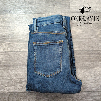 Good American Good Petite Flare Jeans Size 8 (29)