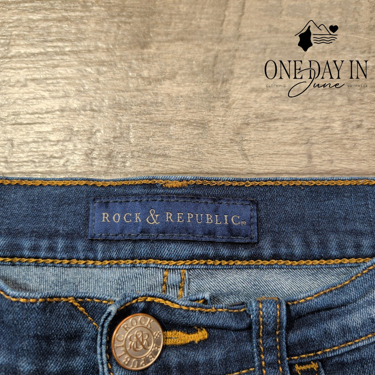 Rock & Republic Skinny Jeans Women's Blue Distressed Stretch Denim Size 10
