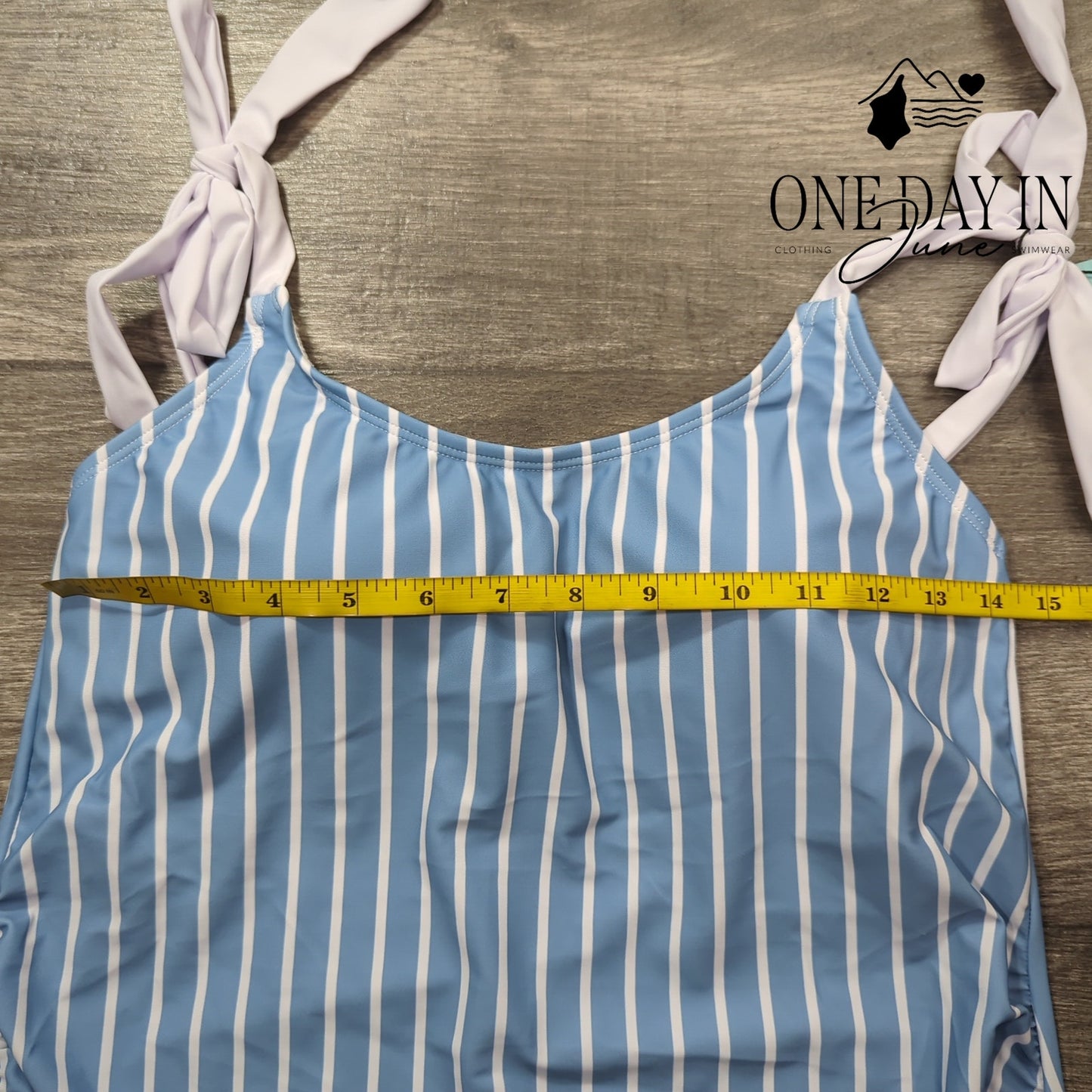 Kindred Bravely Shoulder Tie Maternity Tankini Top Size M