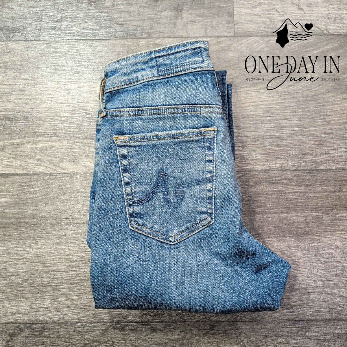 AG Adriano Goldschmied Farrah Skinny Ankle Jeans Light Blue NWT Size 4 (27)