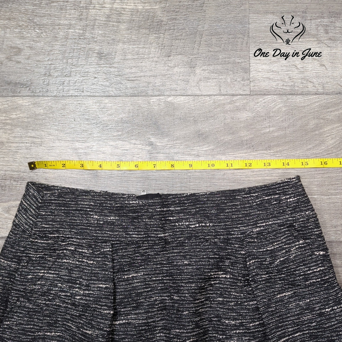 Loft Petite Metallic Textured Tweed Mini Skirt Black Silver NWOT Size 6P