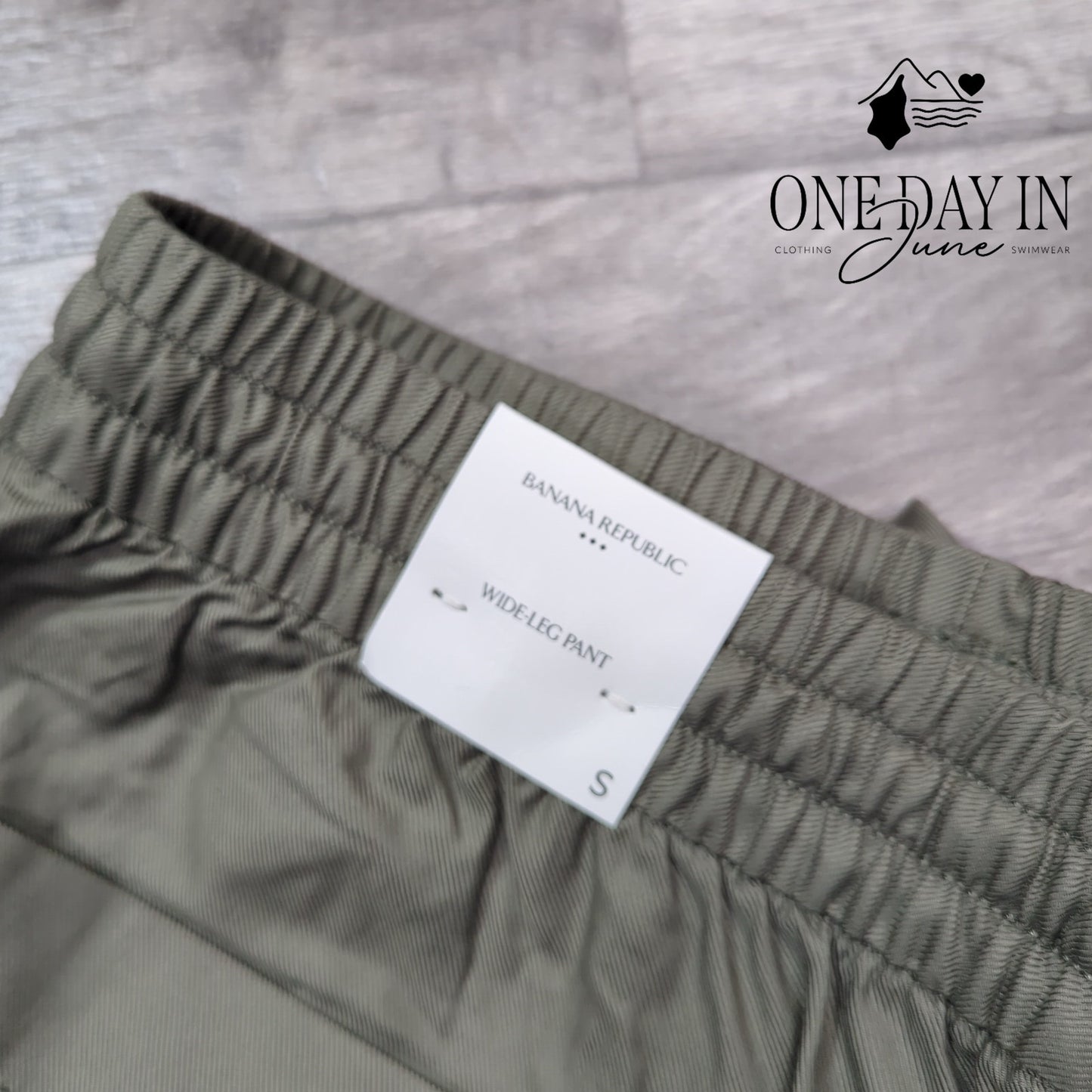 Banana Republic Wide Leg Pull On Drawstring Pants Size S