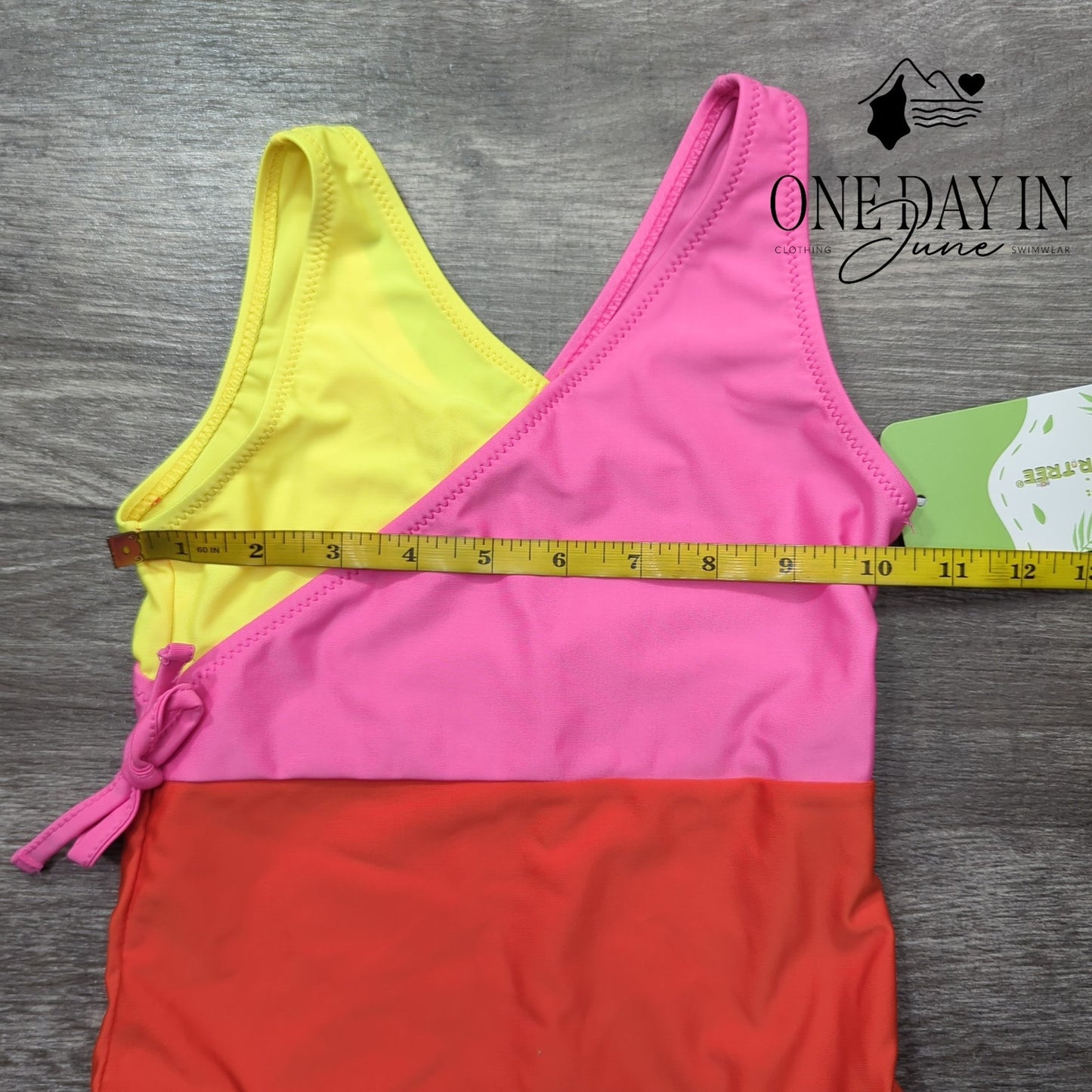 Youngertree Girl's Colorblock One Piece Swimsuit Size 5-6T