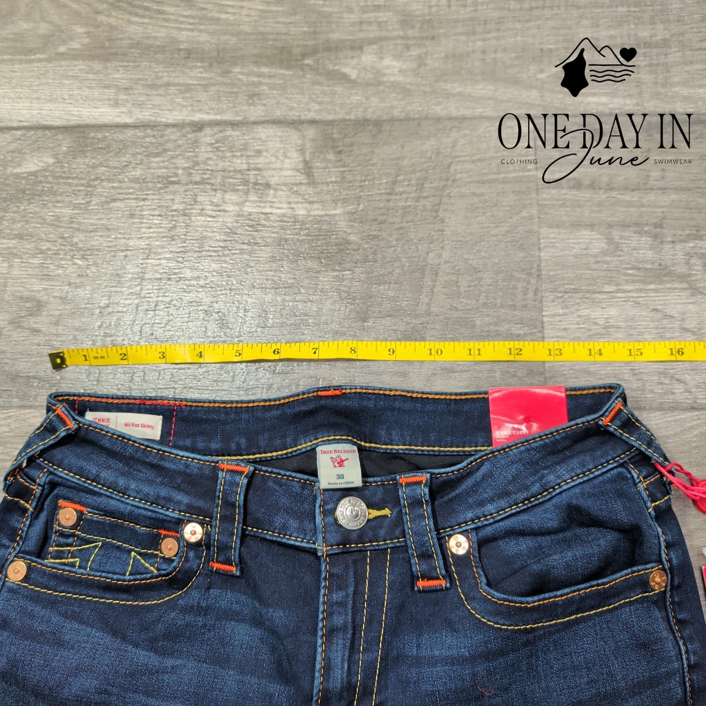True Religion Jennie Curvy Mid Rise Skinny Jeans Indigo NWT Size 10 (30)