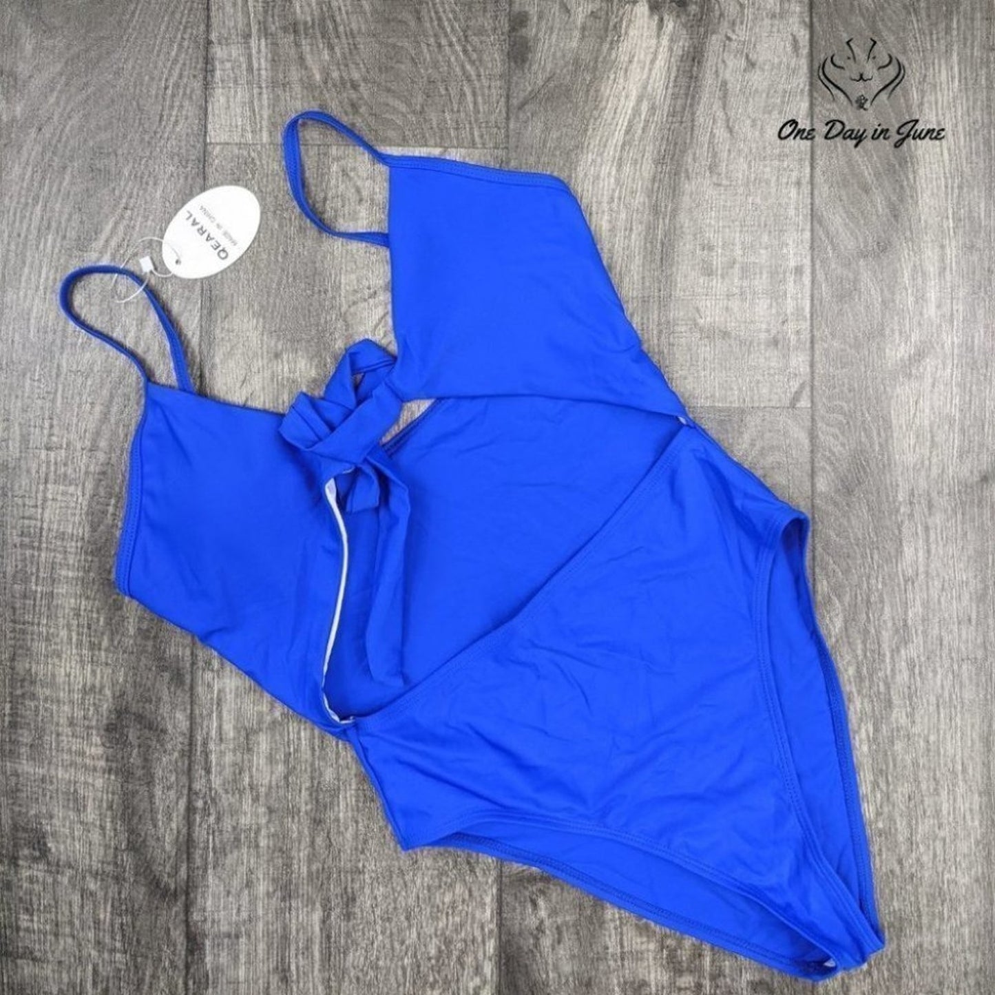 Qearal Tie Front Strappy One Piece Swimsuit Size M