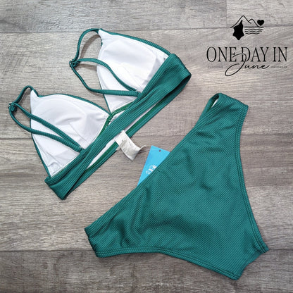 Cupshe V Neck Ribbed One Piece Swimsuit Size S