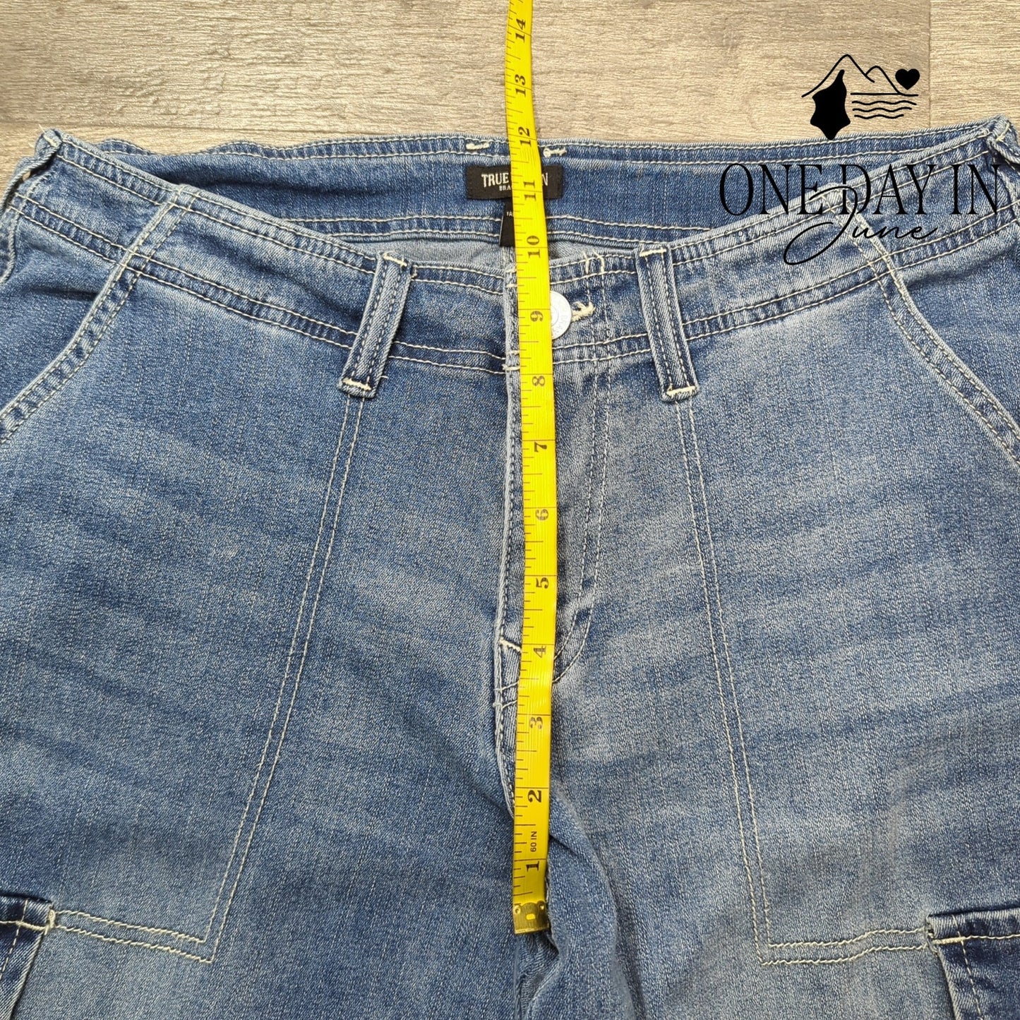True Religion Cargo Straight Leg Jeans Size 29 (8)