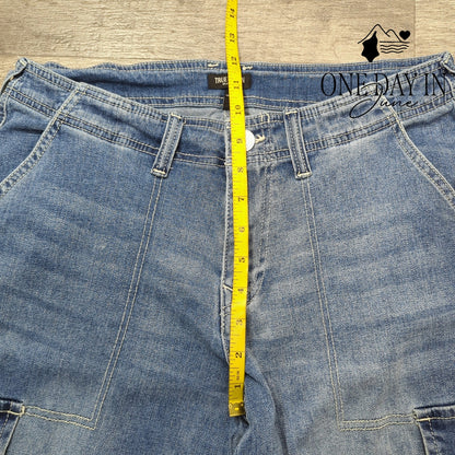 True Religion Cargo Straight Leg Jeans Size 29 (8)