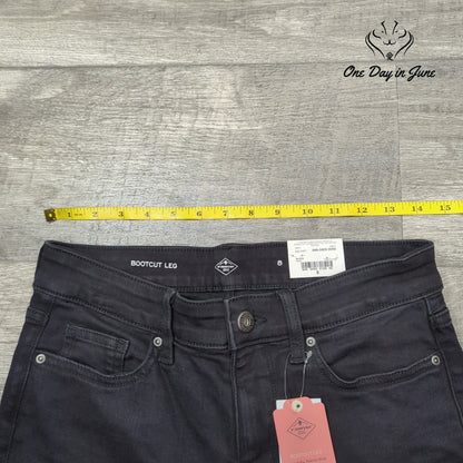 St. John's Bay Mid Rise Bootcut Leg Jeans Size 8