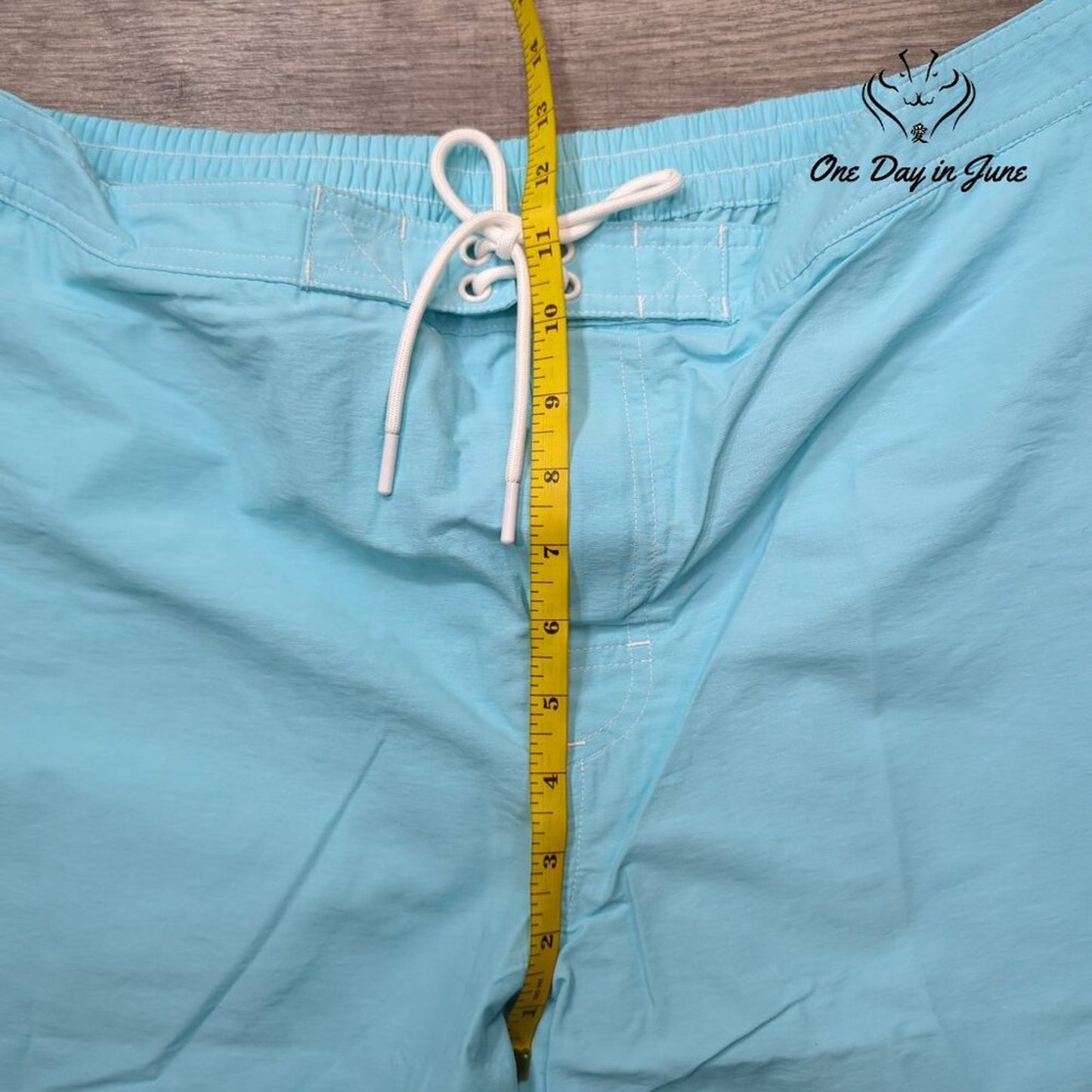 28 Palms Board Shorts Size 36
