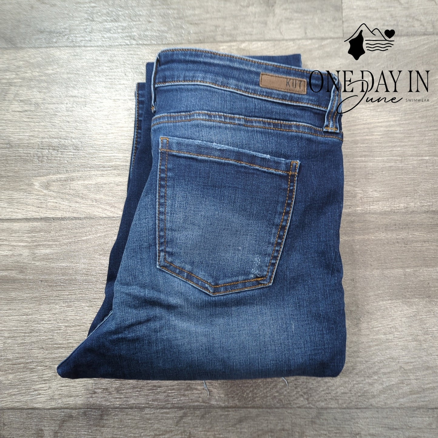 Kut from the Kloth Ankle Skinny Jeans Size 10