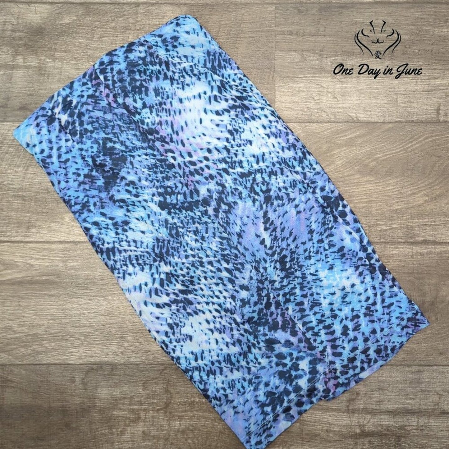 Nine West Bodycon Midi Skirt Blue Black Abstract Ruched Side Slit NWT $79 Size S