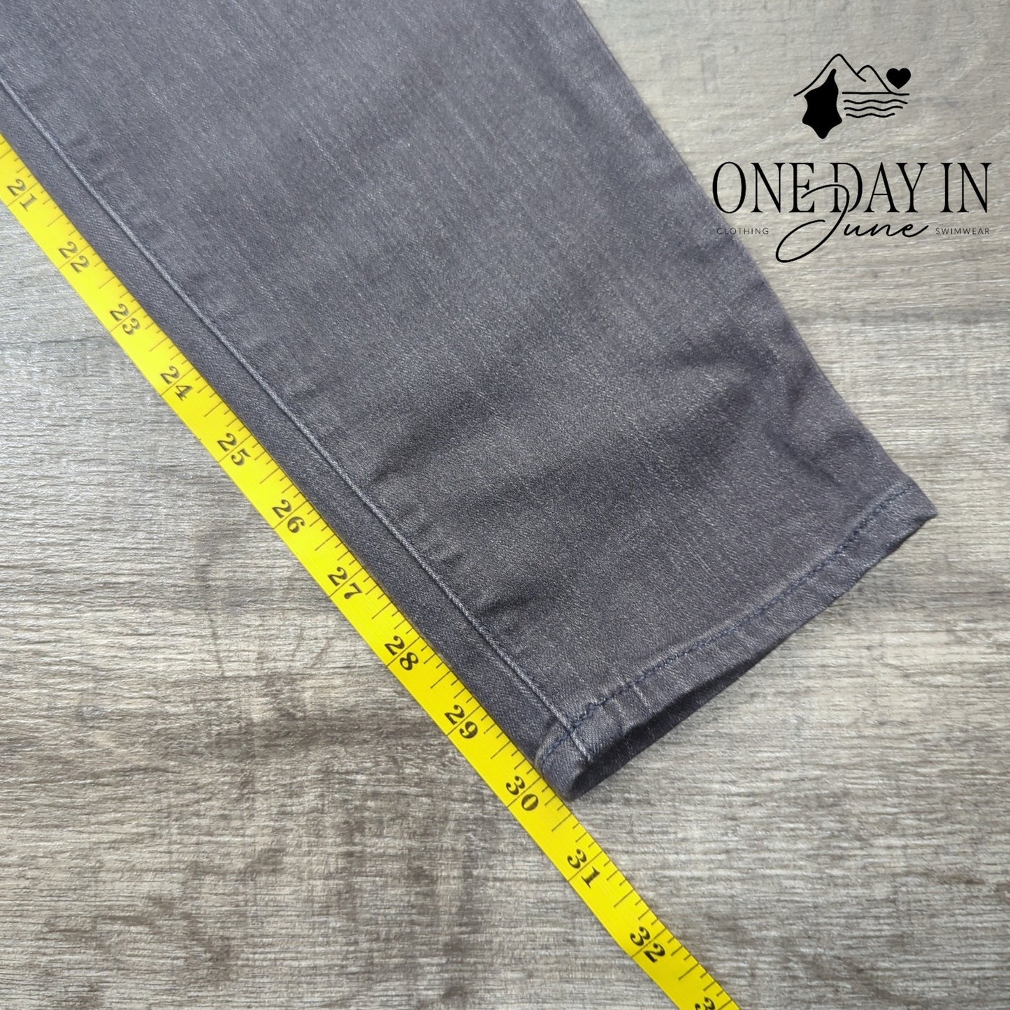 Paige Hoxton Ultra Skinny High Rise Jeans Gray NWT Size 31 (12)