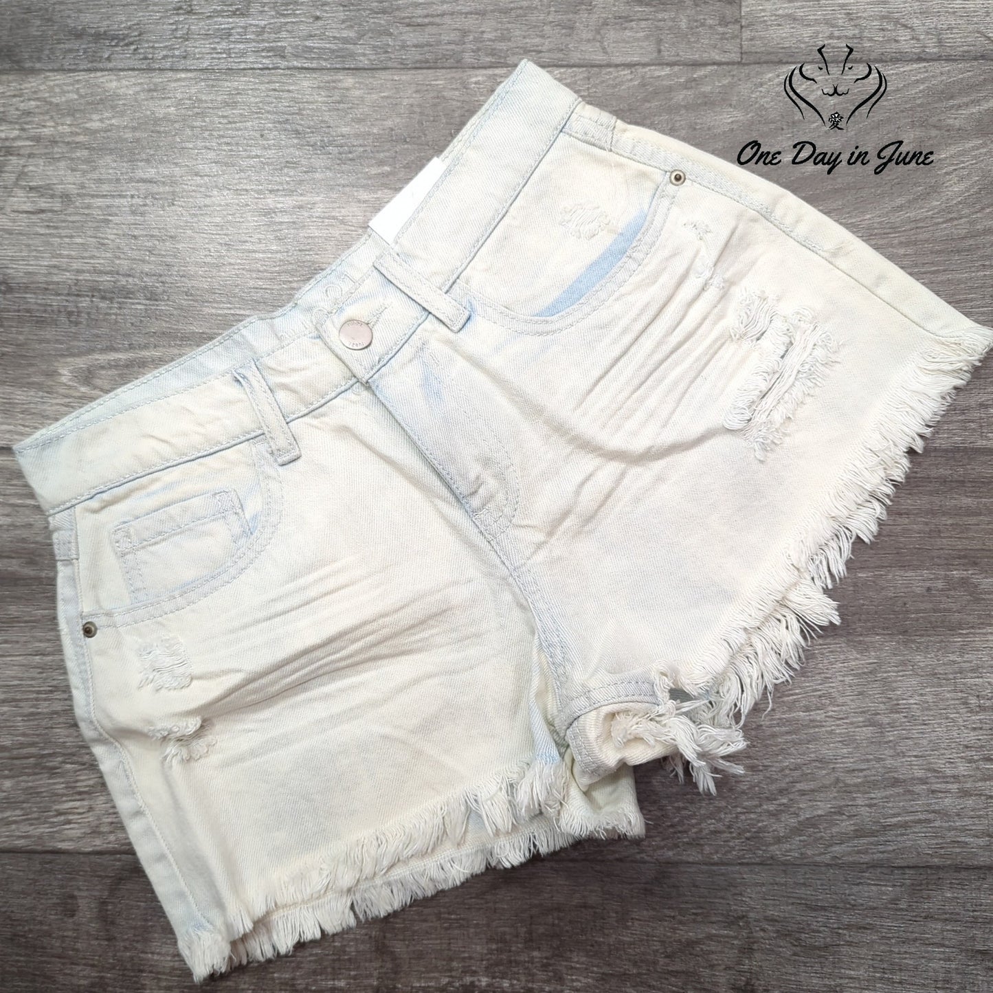 Rue 21 High Rise Shortie Denim Shorts Size 2