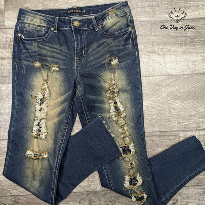 Elite Jeans Distressed Ankle Jeans Size 10