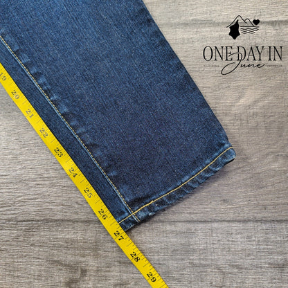 AG Adriano Goldschmied Nikki Crop Relaxed Skinny Jeans Blue NWT Size 4 (27)
