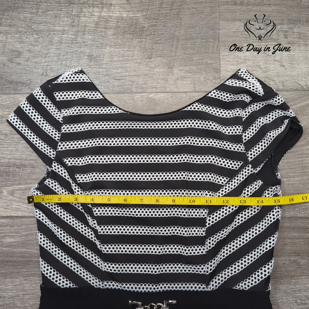 White House Black Market Striped Sheath Dress Black White Buckle Size 2