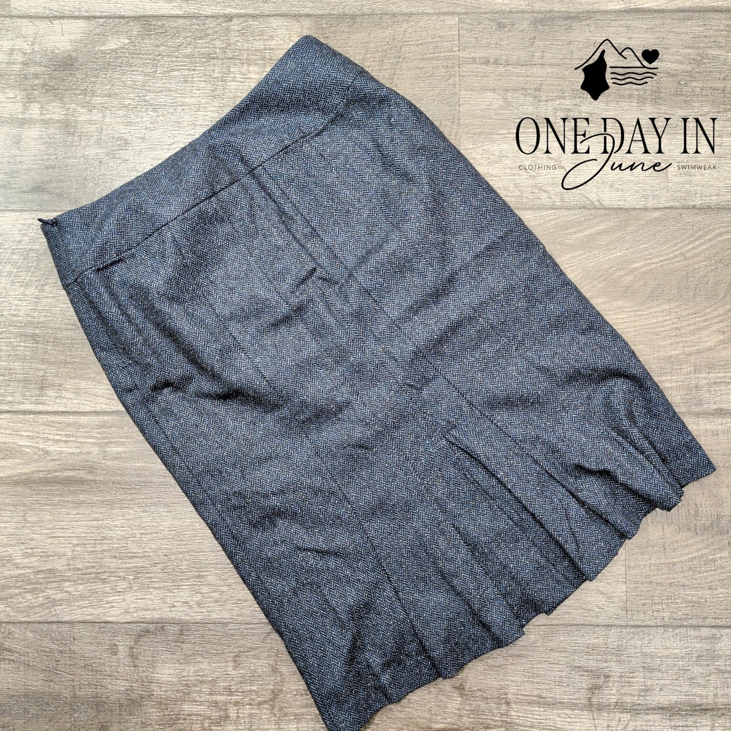 Benetton Wool Pencil Skirt Size 2 (38)