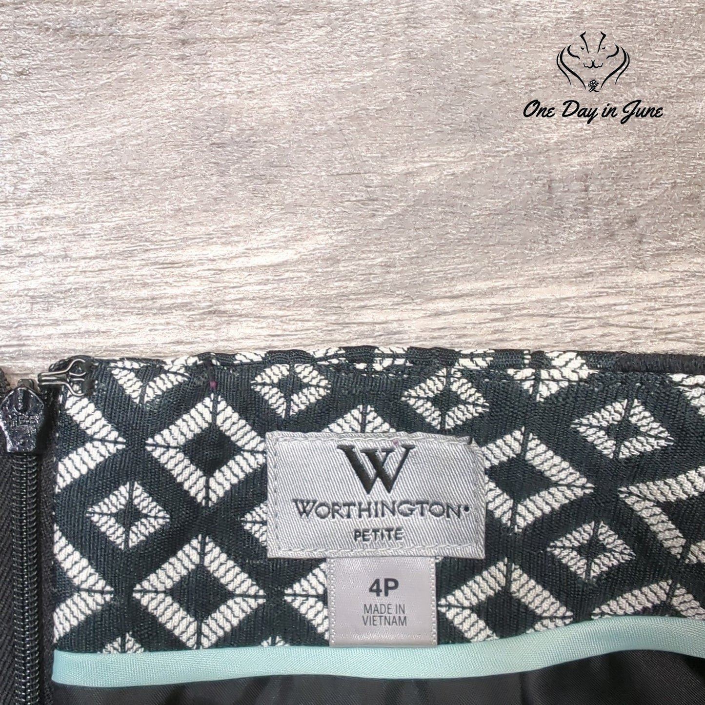 Worthington Petite Mini Skirt Size 4P