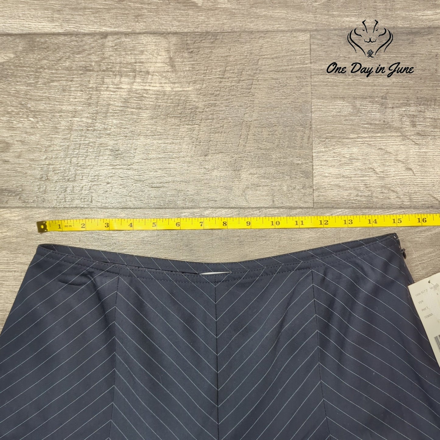 Villager Liz Claiborne A Line Skirt Size 6