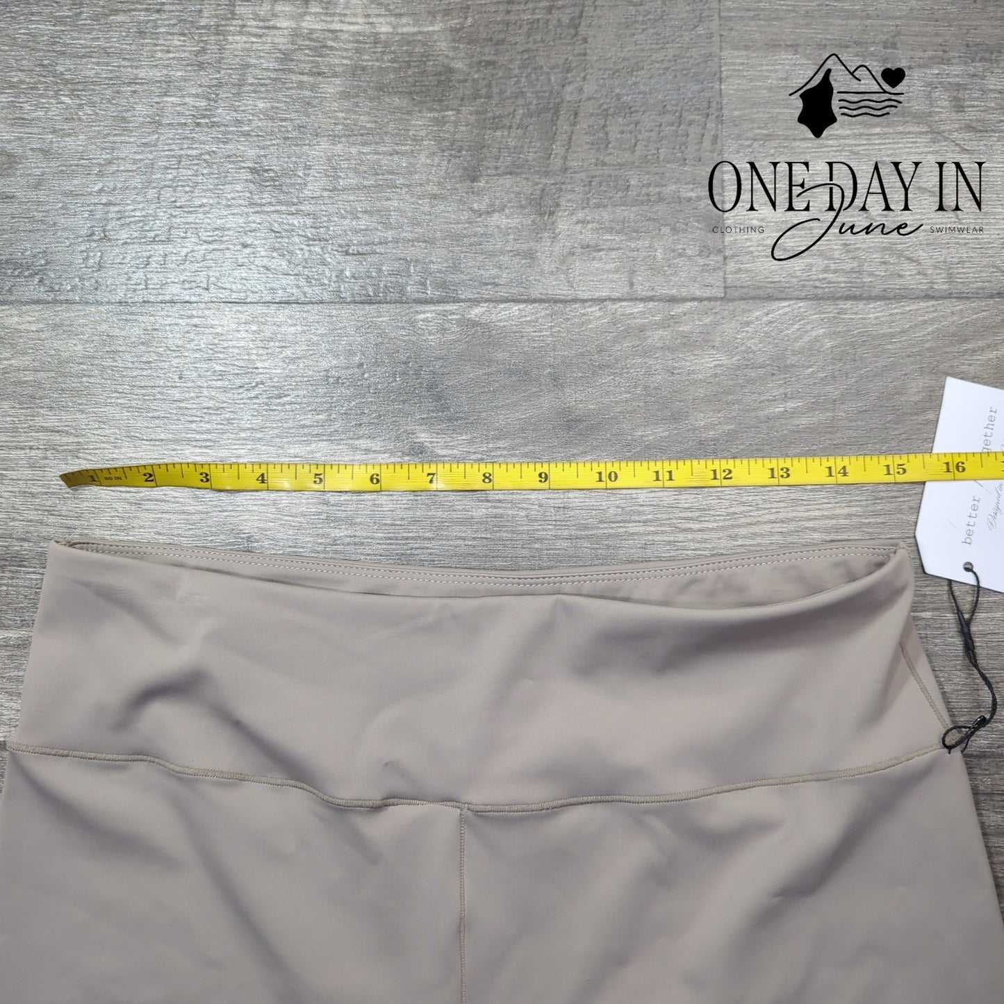 Better / Together Yoga Shorts Size L