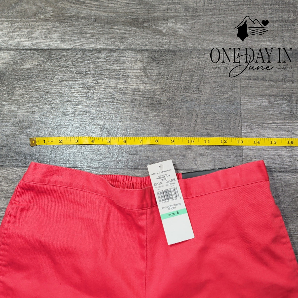 Alfred Dunner Classic Fit Pull On Pants Short Coral Red NWT Size 8