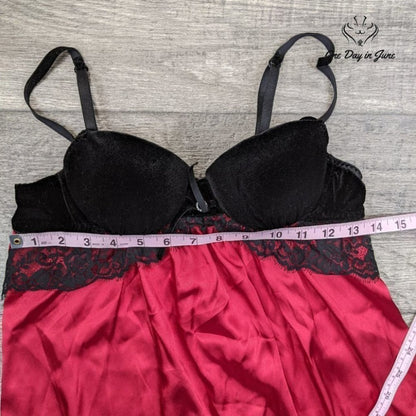 Ambrielle Soft Molded Cups Night Gown Size S