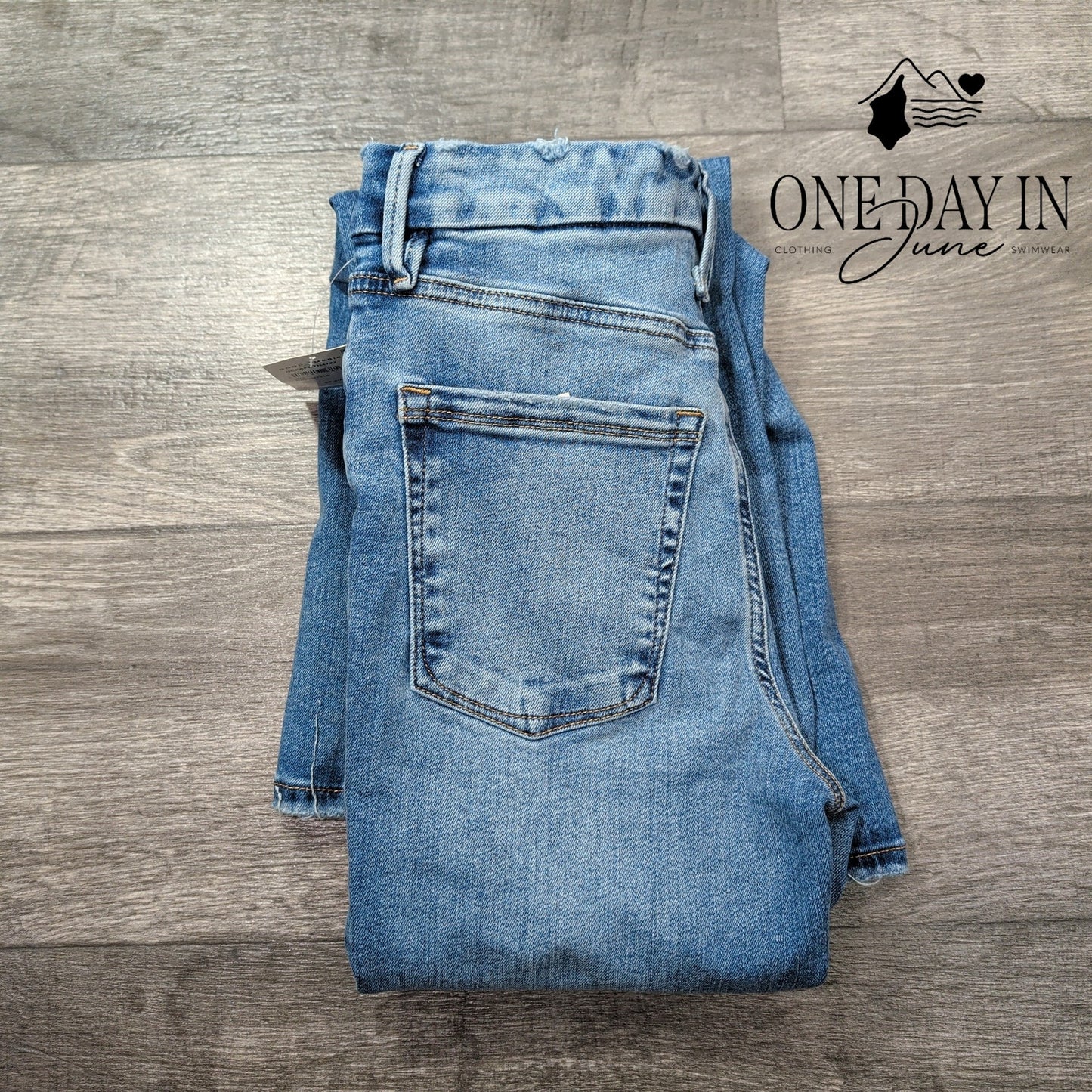 Good American Good Legs Flare Skinny Fit Flare Leg Jeans Size 00