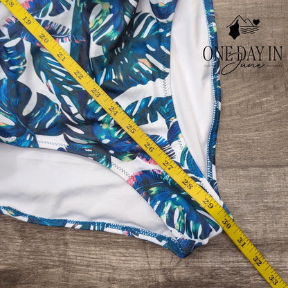 Adisputent Halter Cross Front One Piece Swimsuit Size M