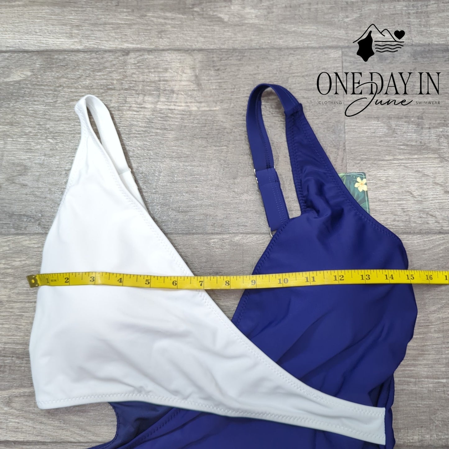 Blooming Jelly Cross Front One Piece Swimsuit Size L