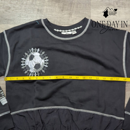 Umbro Soccer Sweatshirt Size M (10/12)